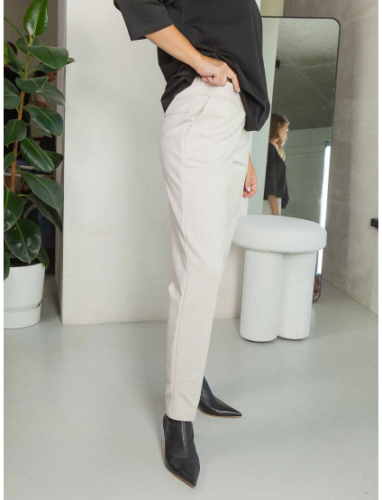 Картинка Бежеві штани